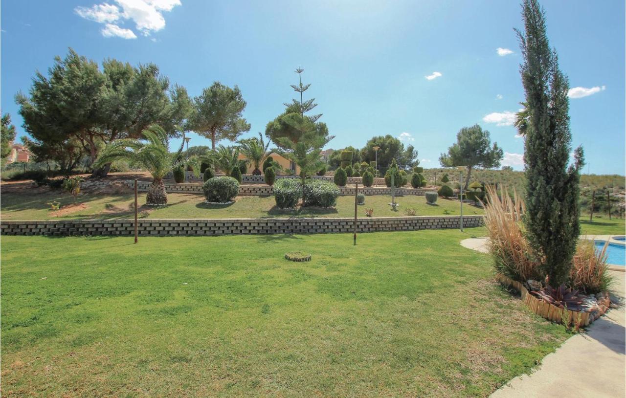 Nice Apartment In Santa Pola With Kitchenette ภายนอก รูปภาพ