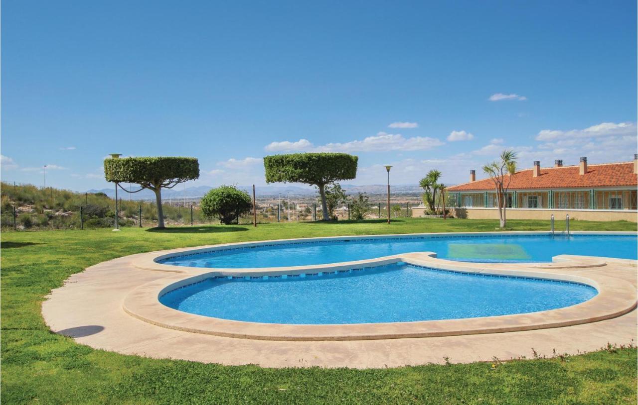 Nice Apartment In Santa Pola With Kitchenette ภายนอก รูปภาพ