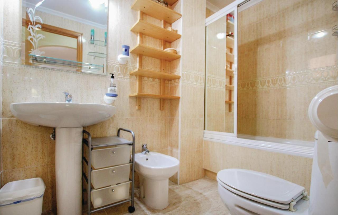 Nice Apartment In Santa Pola With Kitchenette ภายนอก รูปภาพ